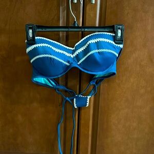EUC BIKINI SIZE 34C/L